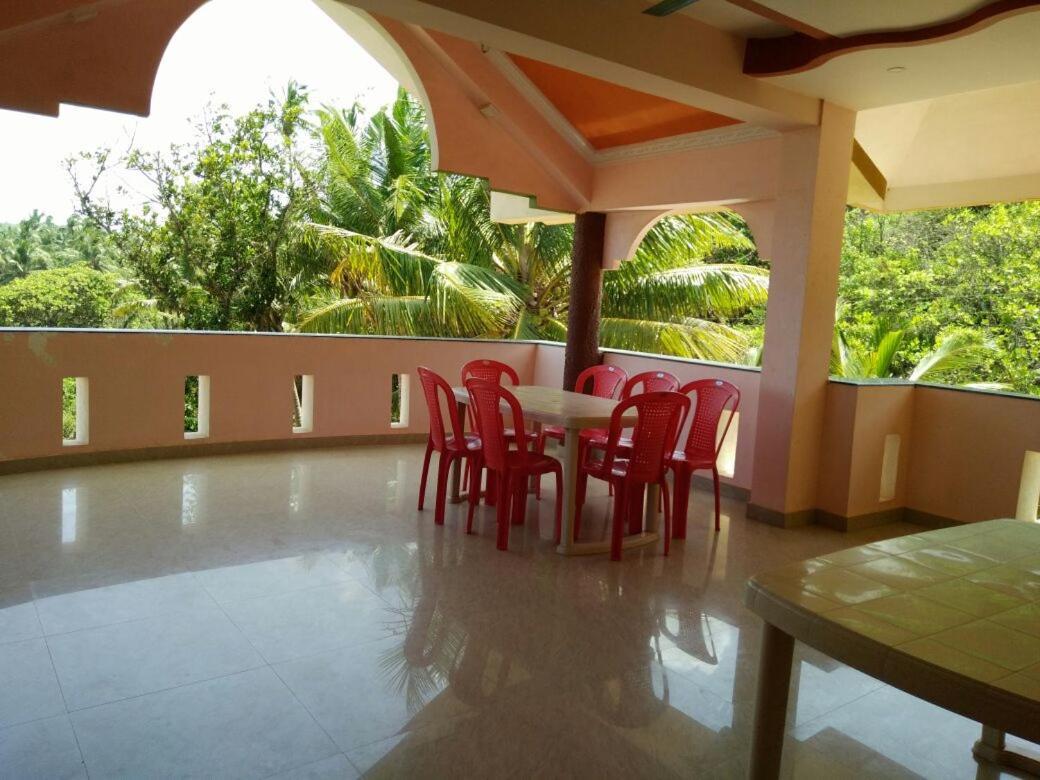 Saguntara Beach Homestay Vengurla 외부 사진