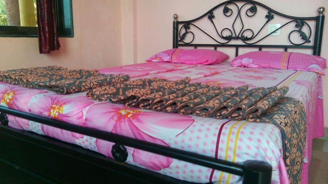 Saguntara Beach Homestay Vengurla 외부 사진